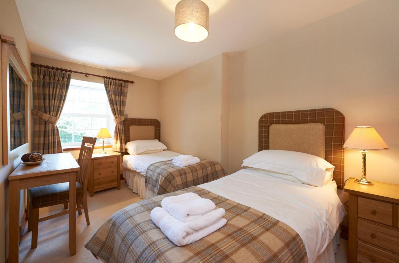 Home Farm Cottages, Glendaruel, Argyll. Scotland Clachan of Glendaruel Bagian luar foto