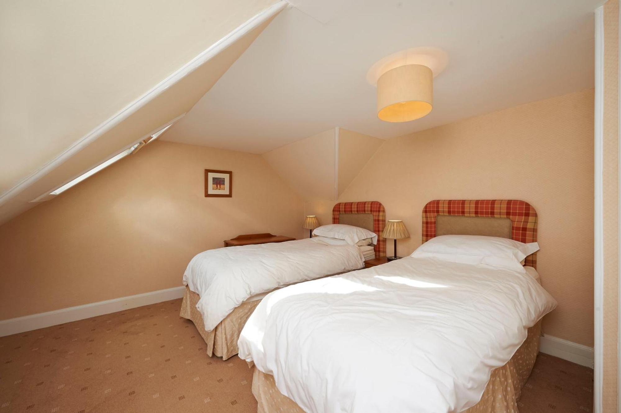 Home Farm Cottages, Glendaruel, Argyll. Scotland Clachan of Glendaruel Bagian luar foto